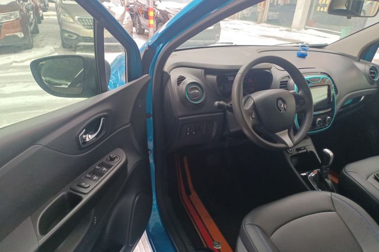 Used Renault Captur 2015 1.2T Automatic Standard Edition Driver Seat