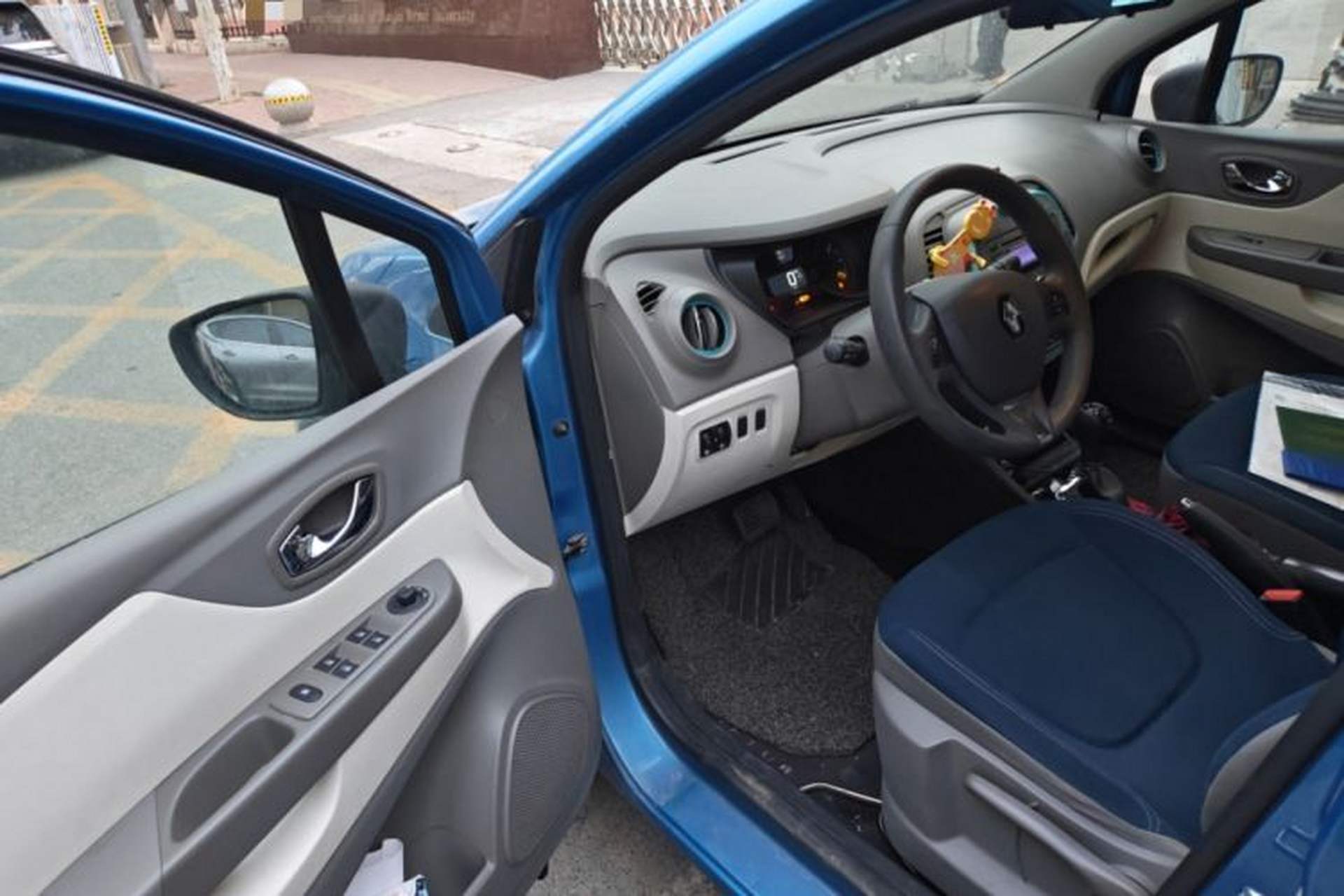 Used Renault Captur 2015 1.2T Automatic Standard Edition Driver Seat