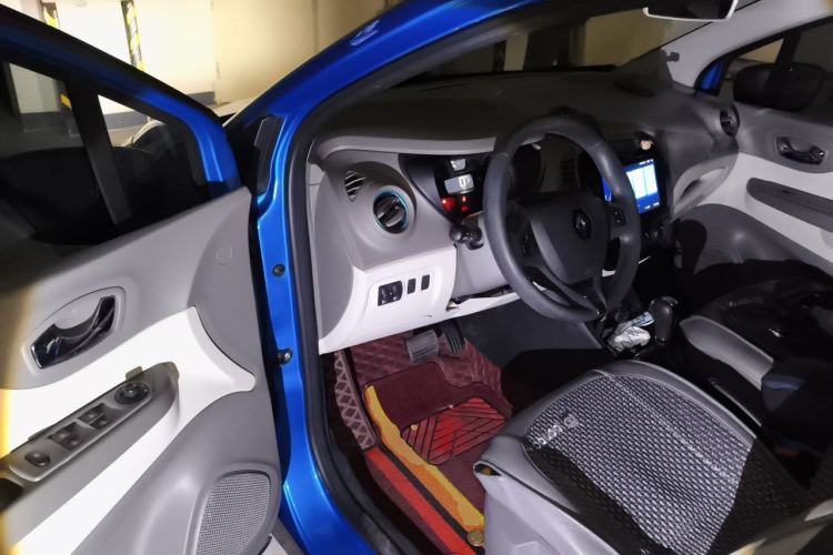 Used Renault Captur 2015 1.2T Automatic Standard Edition Driver Seat