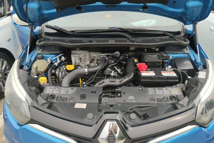 Used Renault Captur 2015 1.2T Automatic Comfort Edition Engine Bay