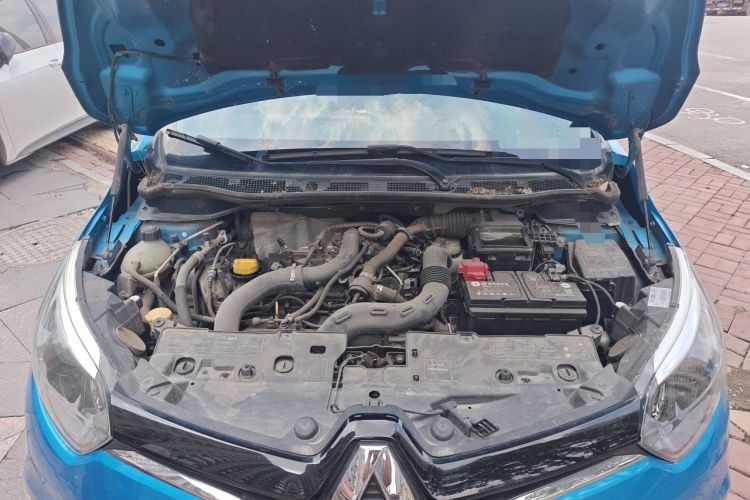 Used Renault Captur 2015 1.2T Automatic Comfort First Edition Engine Bay