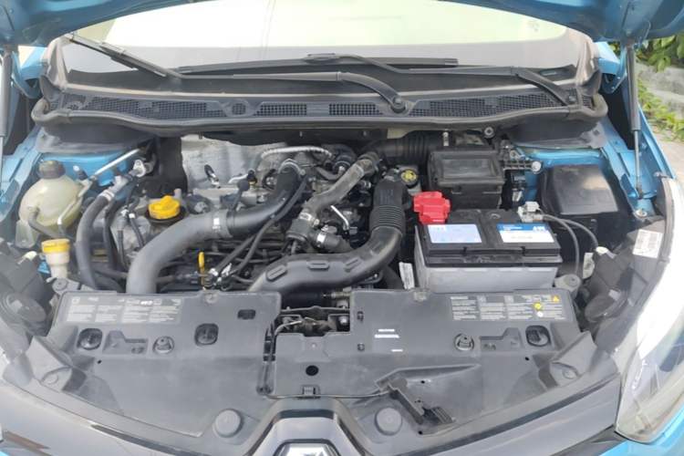 Used Renault Captur 2015 1.2T Automatic Standard Edition Engine Bay