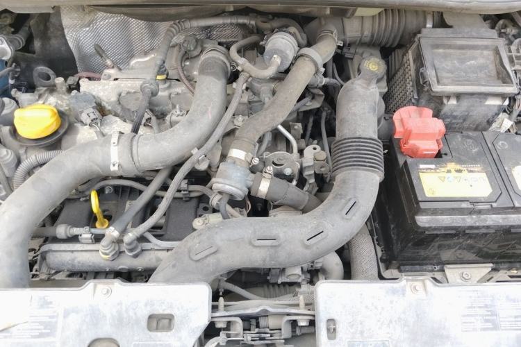 Used Renault Captur 2015 1.2T Automatic Comfort Edition Engine Bay