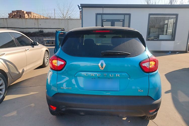 Used Renault Captur 2015 1.2T Automatic Comfort Edition Exterior 4