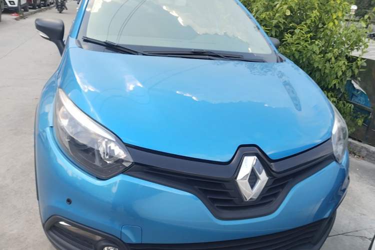 Used Renault Captur 2015 1.2T Automatic Standard Edition Front