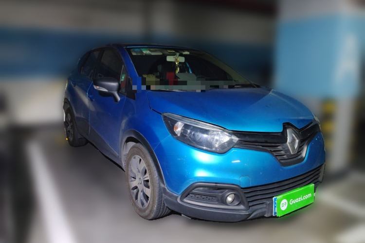 Used Renault Captur 2015 1.2T Automatic Standard Edition Front Right 45 Deg