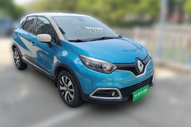 Used Renault Captur 2015 1.2T Automatic Comfort Edition Front Right 45 Deg