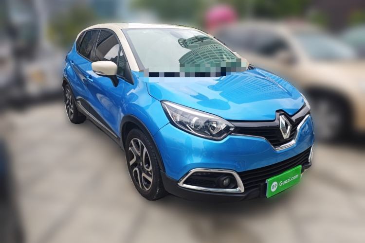Used Renault Captur 2015 1.2T Automatic Luxury First Edition Front Right 45 Deg