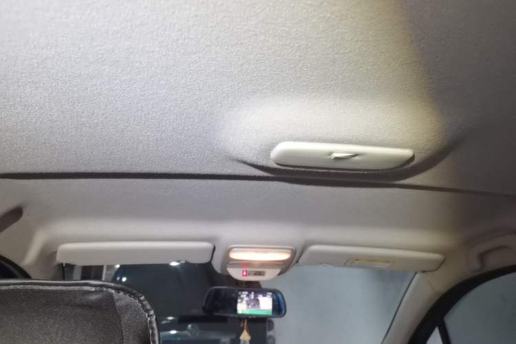 Used Renault Captur 2015 1.2T Automatic Standard Edition Headliner