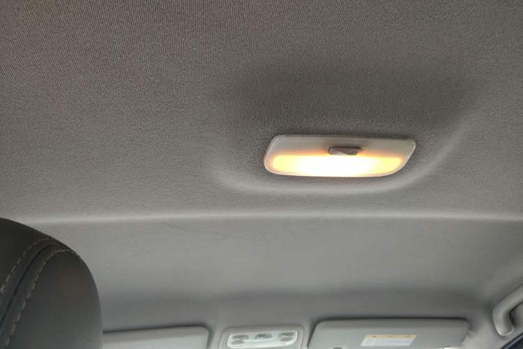 Used Renault Captur 2015 1.2T Automatic Comfort Edition Headliner