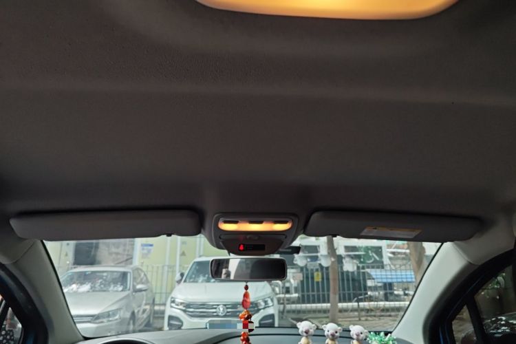 Used Renault Captur 2015 1.2T Automatic Comfort First Edition Headliner