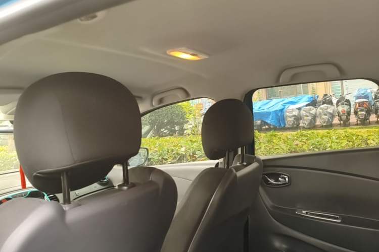 Used Renault Captur 2015 1.2T Automatic Comfort First Edition Headliner