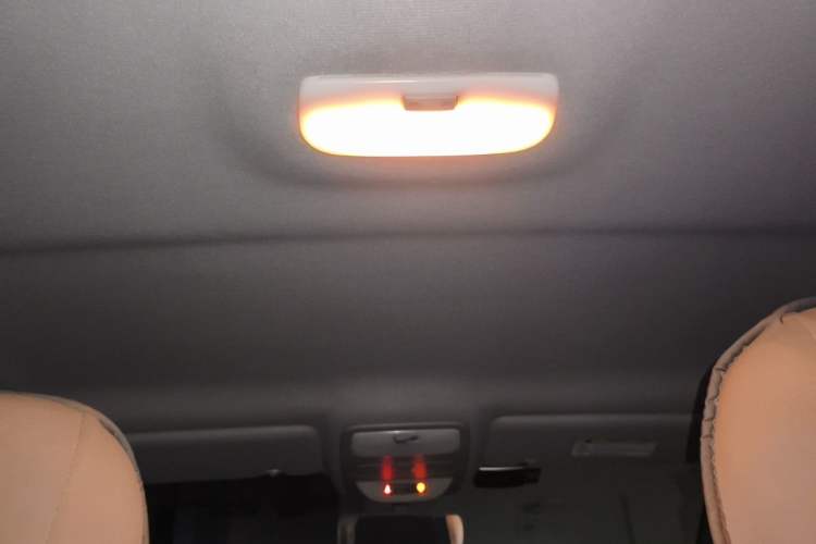 Used Renault Captur 2015 1.2T Automatic Standard Edition Headliner