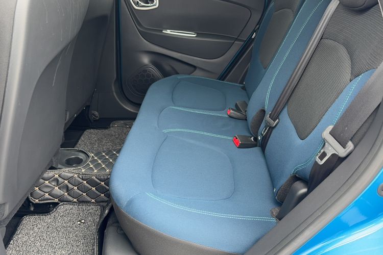Used Renault Captur 2015 1.2T Automatic Comfort First Edition Interior 7
