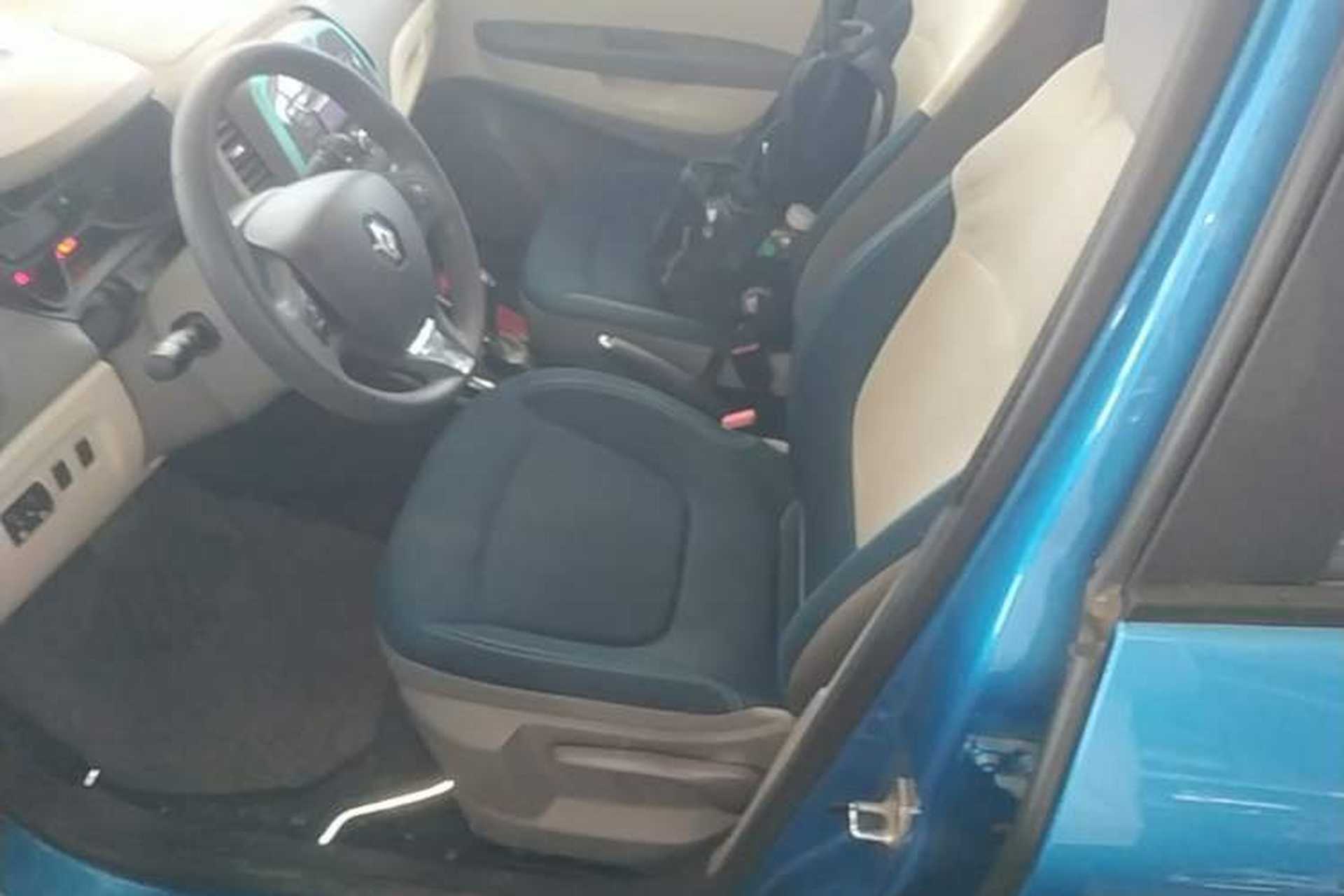Used Renault Captur 2015 1.2T Automatic Standard Edition Left Front Seat