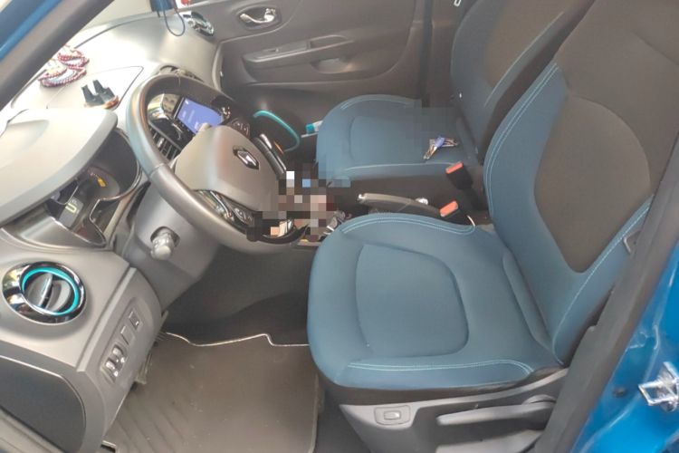 Used Renault Captur 2015 1.2T Automatic Comfort Edition Left Front Seat