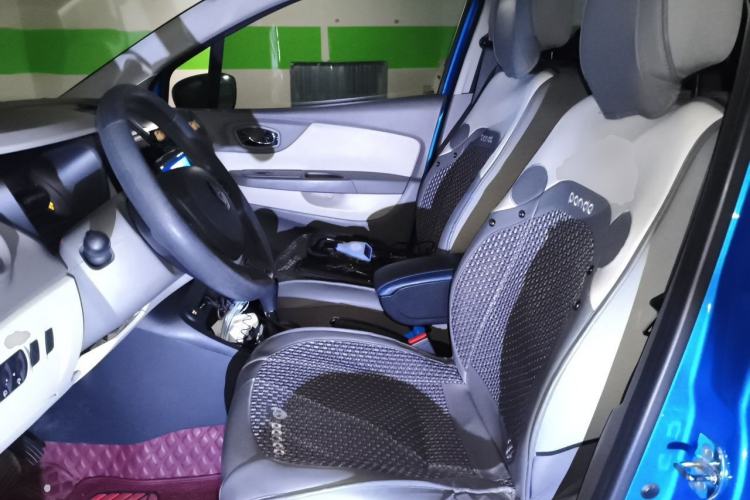Used Renault Captur 2015 1.2T Automatic Standard Edition Left Front Seat