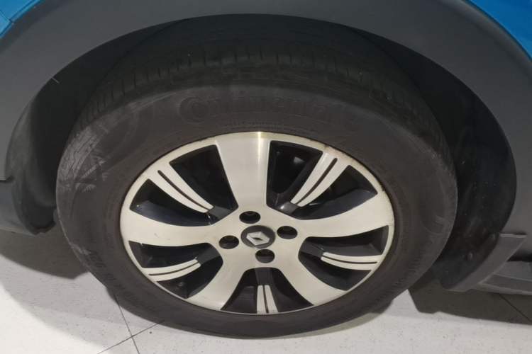 Used Renault Captur 2015 1.2T Automatic Standard Edition Left Front Wheel Hub