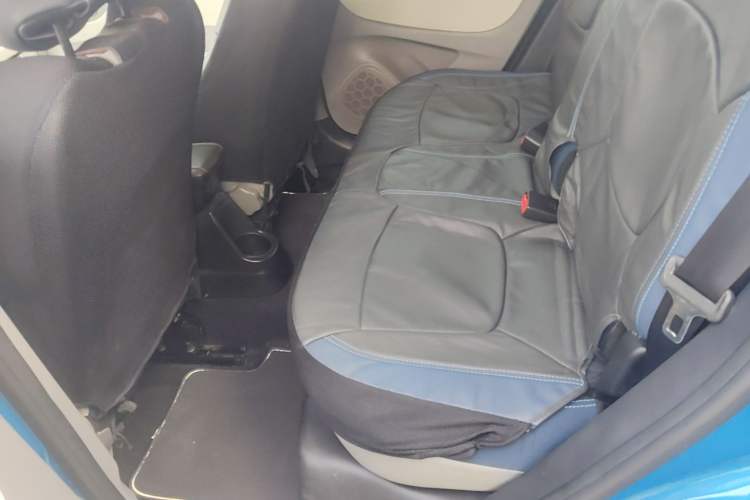Used Renault Captur 2015 1.2T Automatic Standard Edition Left Rear Seat