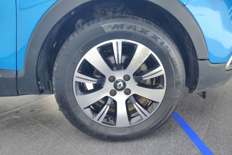 Used Renault Captur 2015 1.2T Automatic Comfort Edition Left Rear Wheel Hub