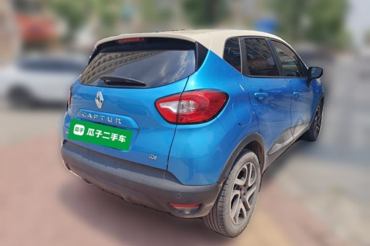 Used Renault Captur 2015 1.2T Automatic Comfort First Edition Rear Right 45 Deg