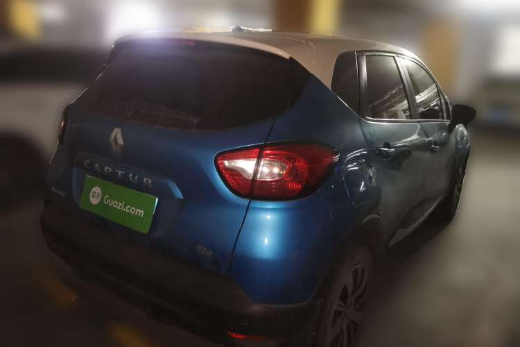 Used Renault Captur 2015 1.2T Automatic Comfort Edition Rear Right 45 Deg
