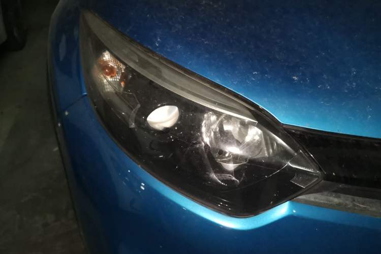 Used Renault Captur 2015 1.2T Automatic Comfort Edition Right Front Headlight