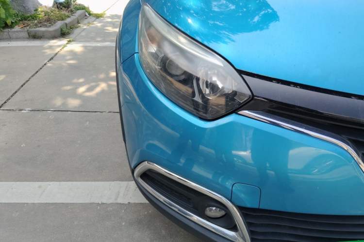Used Renault Captur 2015 1.2T Automatic Comfort Edition Right Front Headlight