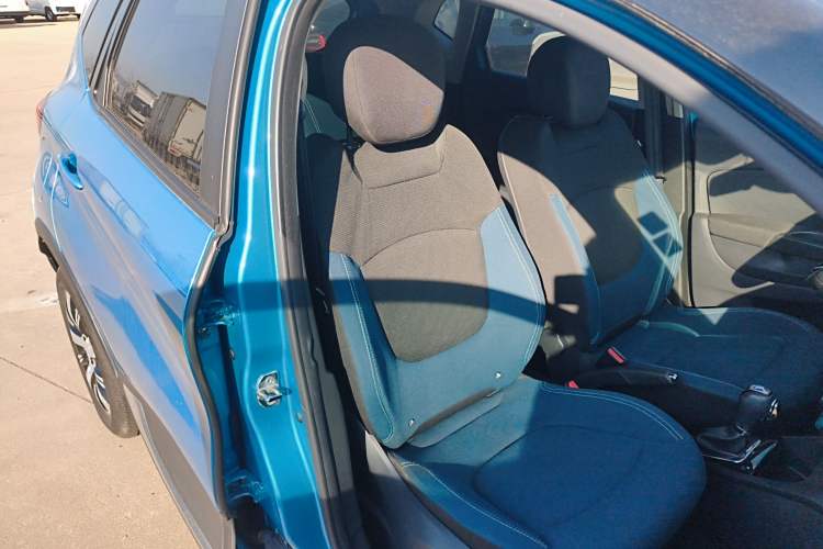 Used Renault Captur 2015 1.2T Automatic Comfort Edition Right Front Seat