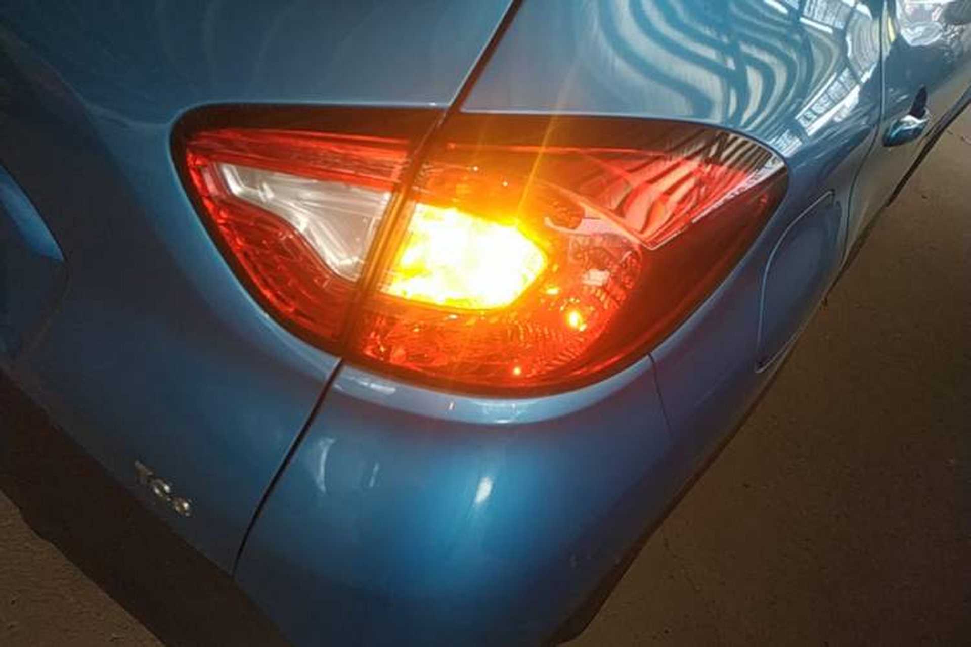 Used Renault Captur 2015 1.2T Automatic Standard Edition Right Rear Taillight