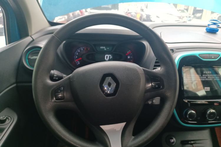 Used Renault Captur 2015 1.2T Automatic Standard Edition Steering Wheel