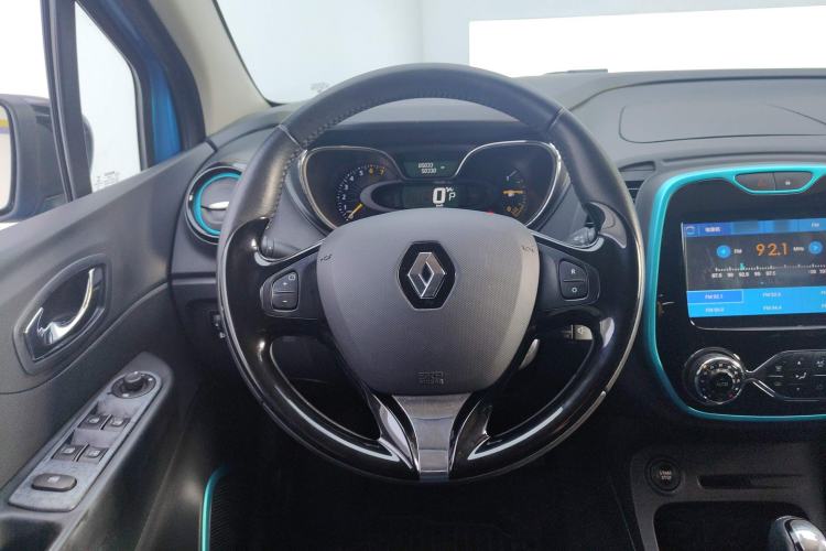 Used Renault Captur 2015 1.2T Automatic Comfort Edition Steering Wheel