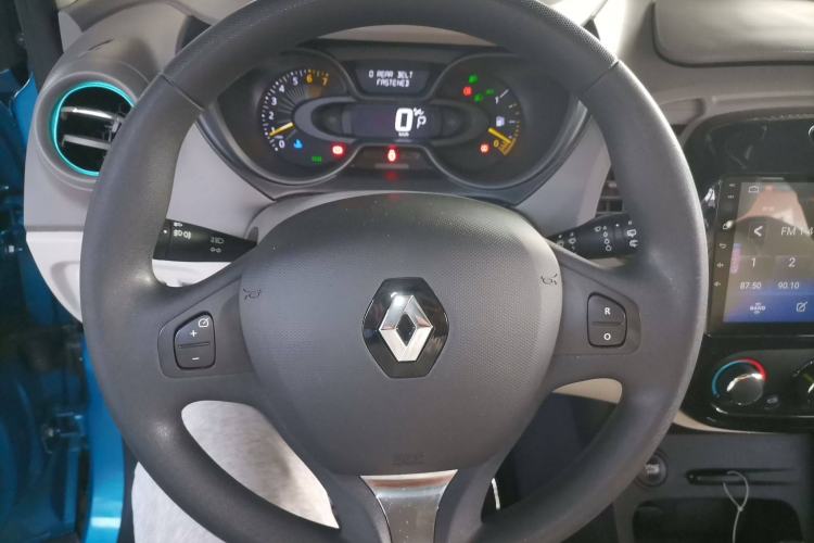 Used Renault Captur 2015 1.2T Automatic Standard Edition Steering Wheel
