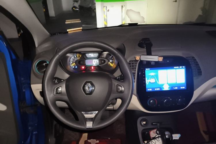 Used Renault Captur 2015 1.2T Automatic Standard Edition Steering Wheel