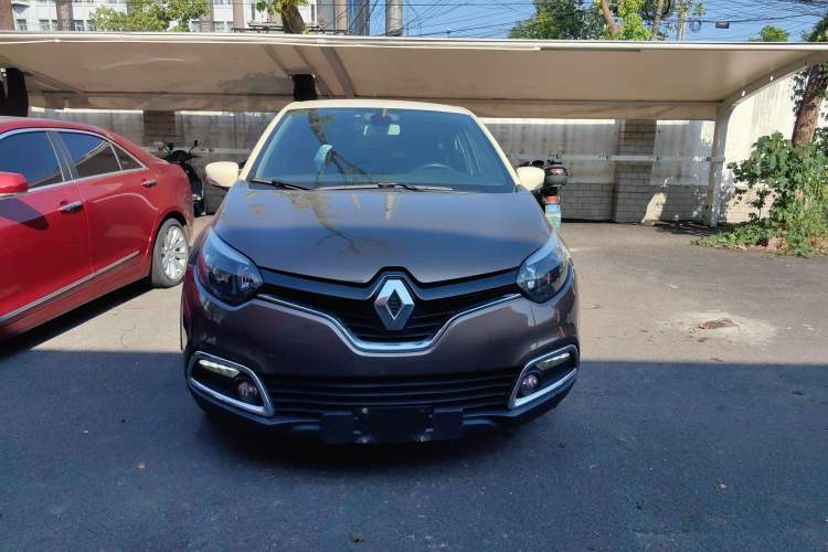 Used Renault Captur 2015 1.2T Automatic Comfort First Edition Exterior 1