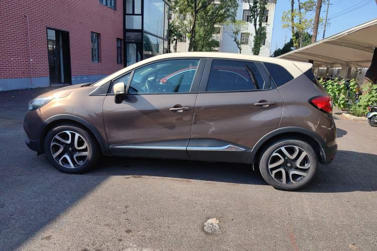 Used Renault Captur 2015 1.2T Automatic Comfort First Edition Exterior 5