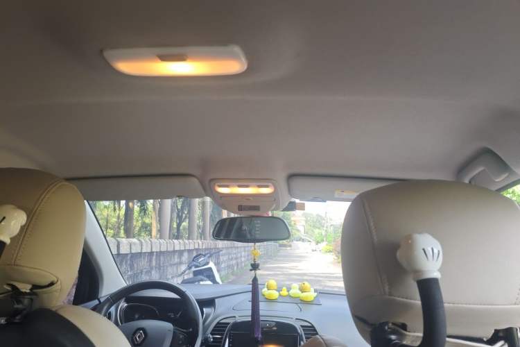 Used Renault Captur 2015 1.2T Automatic Comfort First Edition Headliner