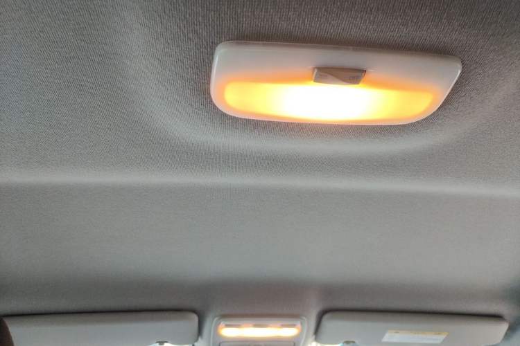 Used Renault Captur 2015 1.2T Automatic Comfort Edition Headliner