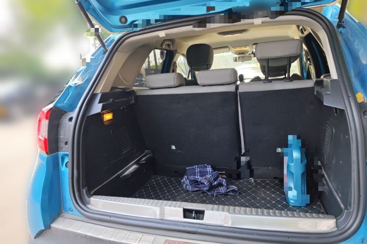 Used Renault Captur 2015 1.2T Automatic Comfort First Edition Trunk