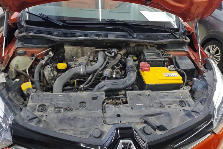Used Renault Captur 2015 1.2T Automatic Comfort First Edition Engine Bay
