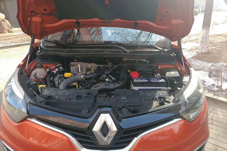 Used Renault Captur 2015 1.2T Automatic Comfort Edition Engine Bay
