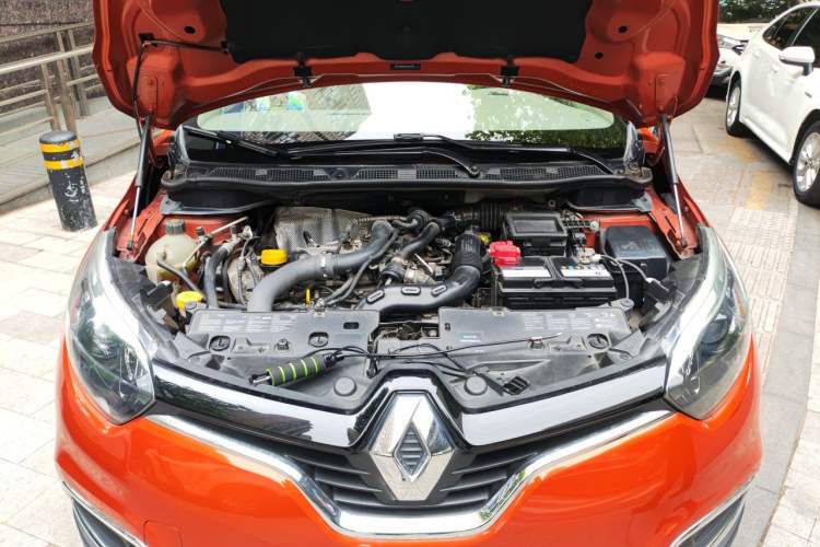 Used Renault Captur 2015 1.2T Automatic Comfort Edition Engine Bay
