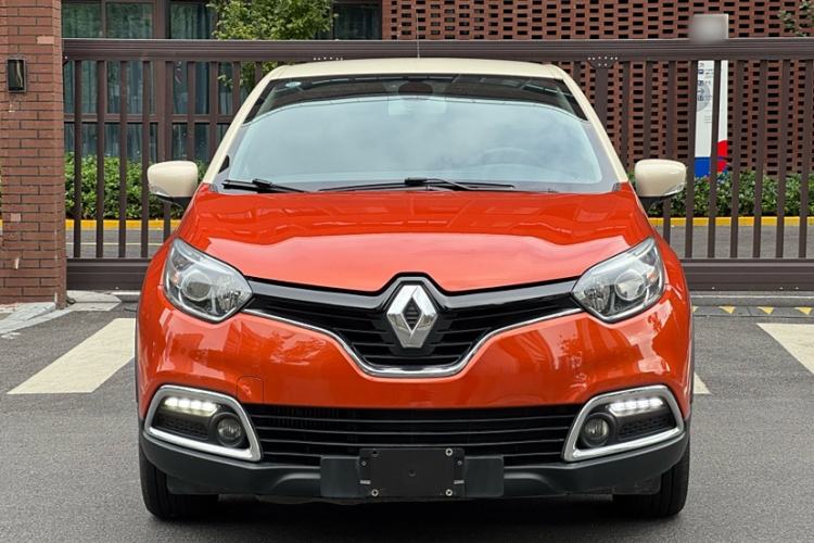 Used Renault Captur 2015 1.2T Automatic Luxury First Edition Exterior 10