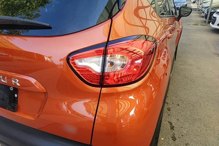 Used Renault Captur 2015 1.2T Automatic Comfort First Edition Exterior 3