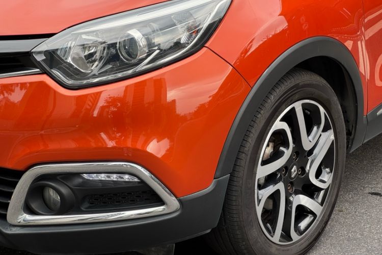 Used Renault Captur 2015 1.2T Automatic Luxury First Edition Exterior 3