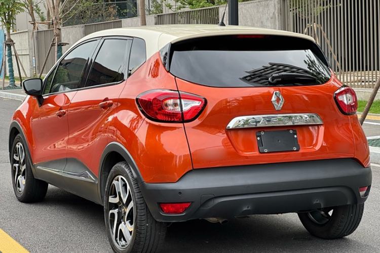 Used Renault Captur 2015 1.2T Automatic Luxury First Edition Exterior 8