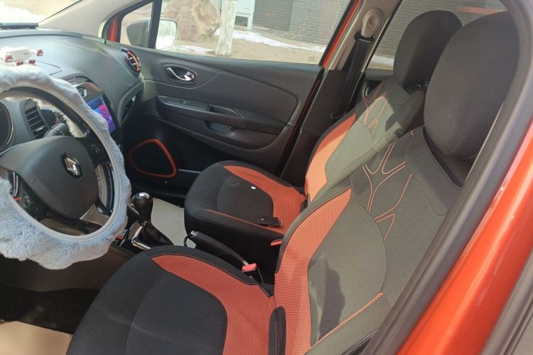 Used Renault Captur 2015 1.2T Automatic Comfort Edition Left Front Seat