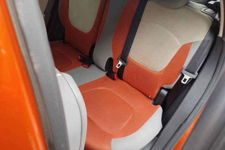 Used Renault Captur 2015 1.2T Automatic Comfort Edition Left Rear Seat