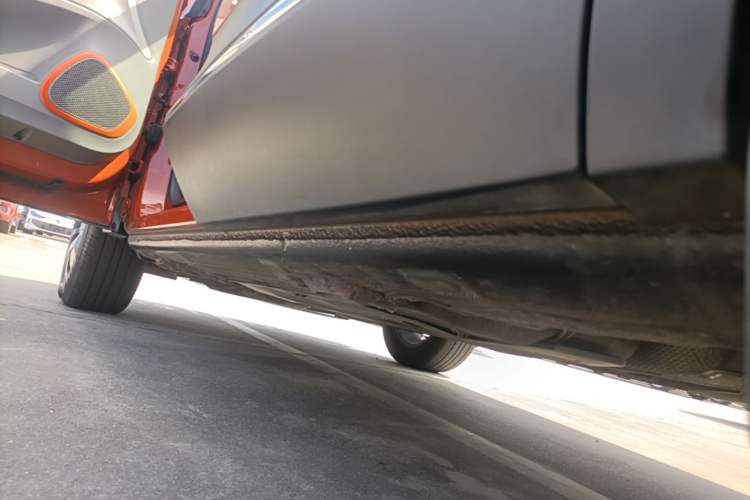 Used Renault Captur 2015 1.2T Automatic Comfort Edition Left Side Sill