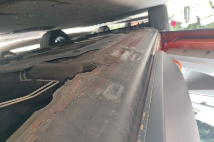 Used Renault Captur 2015 1.2T Automatic Comfort Edition Left Side Sill